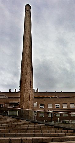 Chimenea Industrial La Constructora.jpg