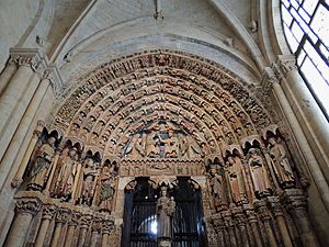 Archivo:Colegiata de Toro - Pórtico de la Majestad