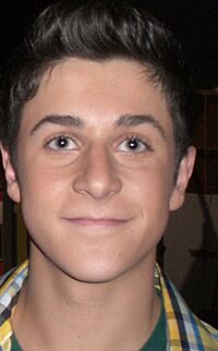 Archivo:David Henrie