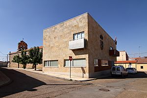Archivo:Doñinos de Salamanca, Ayuntamiento