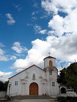 Iglesia de cunaco.jpg