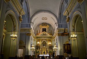 Archivo:Interior de l'església de la Nativitat, Alcalalí