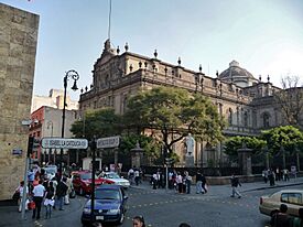 Isebel la Católica y República de Uruguay - panoramio.jpg