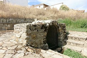 Archivo:Malillos de los Oteros, fuente