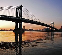 Archivo:Manhattan Bridge