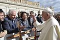 Papa Francisco bendice a Ricardo Pascale jog