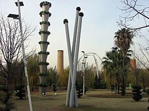 Archivo:Parc Centre Poblenou07