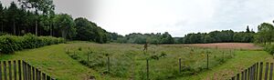 Archivo:Source de l'Yonne (Panoramique)
