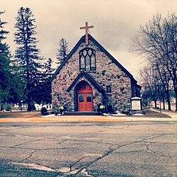 St Luke's Lutheran Church - panoramio.jpg
