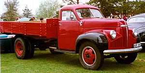 Archivo:Studebaker M16 52A Truck 1948
