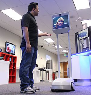 Archivo:Suitable Technologies Beam telepresence robot