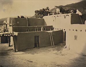Archivo:Taos1929