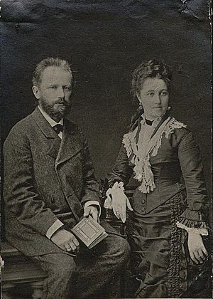 Archivo:Tchaikovsky with wife Antonina Miliukova