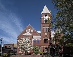 The Monongalia County Courthouse in Morgantown, West Virginia LCCN2015631558.jpg