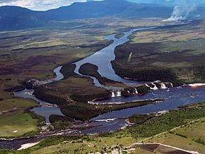 07-Canaima-avion.jpg