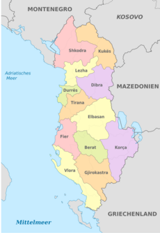 Albania, administrative divisions - de - colored.svg