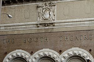 Archivo:Booth Theatre on Broadway (7645533870)