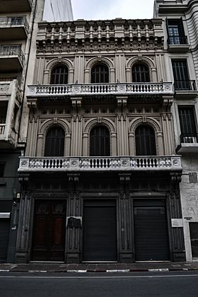 Casa de la Flia. Vaeza- sede del partido nacional.jpg