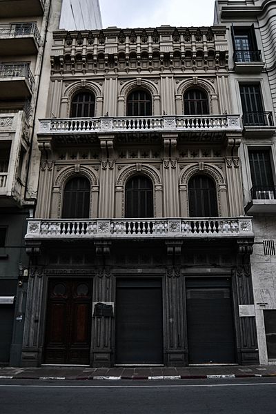 Casa de la Flia. Vaeza- sede del partido nacional