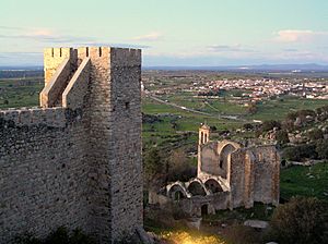 Archivo:Castillo de Trujillo (9 de diciembre de 2016, Trujillo) 16