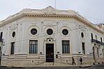 Edificio bancario en San Luis (19585558412).jpg