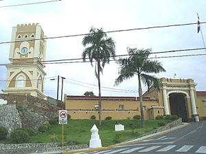Archivo:Fortaleza San Luis