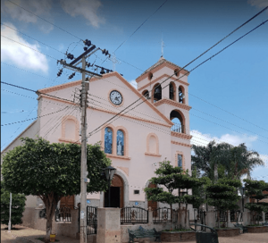Archivo:Iglesia del refugio