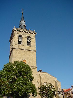 Archivo:Iglesia en Villa del Prado