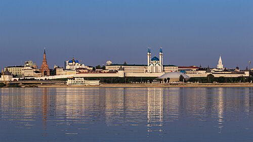 Archivo:Kazan Kremlin exterior view 08-2016 img3