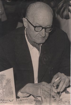 Millares en 1963.jpg