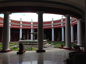 Archivo:Nationalmuseum für Archäologie und Ethnologie, Guatemala-20