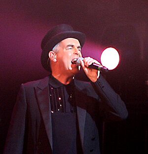 Archivo:Neil Tennant crop