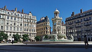 Archivo:Place Jacobins Lyon