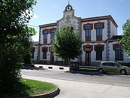 Pozoantiguo Escuelas b.jpg