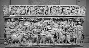 Archivo:Roman - Sarcophagus with the Triumph of Dionysus - Walters 2331 (2)