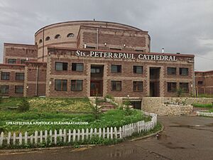 Archivo:Saint Peter and Paul Cathedral of Ulaanbaatar