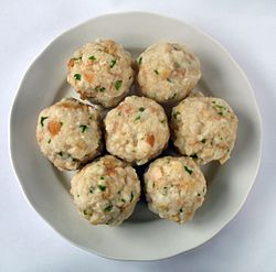 Archivo:Semmelknödel