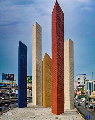Torres de Satélite - 2.jpg