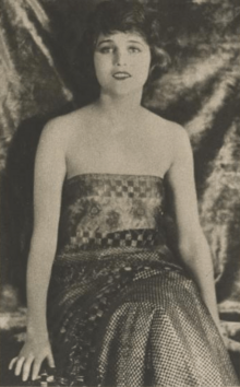 Agnes Ayres (Sep 1921).png