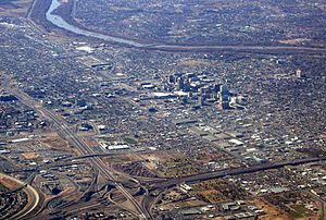 Archivo:Albuquerque aerial