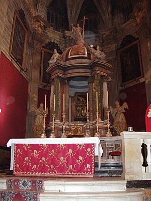 Archivo:Altar Mayor de la Iglesia Mayor Prioral