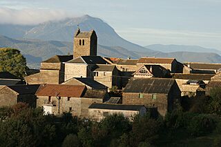 Baraguás y Peña Oroel.jpg