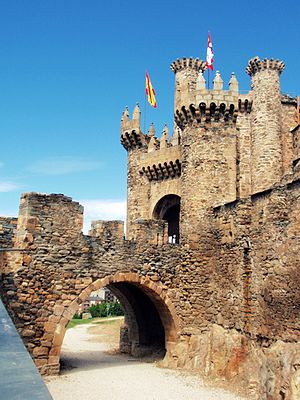 Archivo:Castillo Ponferrada