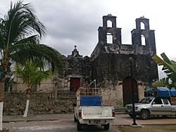 Church at Piste, Yucatán, Mexico.jpg