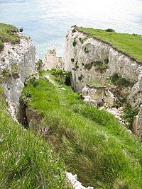 Archivo:Cliffs of Dover erosion