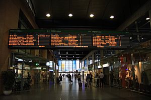 Archivo:Estación de ferrocarril de Córdoba Central