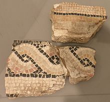 Archivo:Fragmentos de mosaico El Vergel