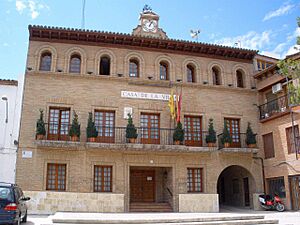 Archivo:Fuentes de Ebro (Zaragoza) 03