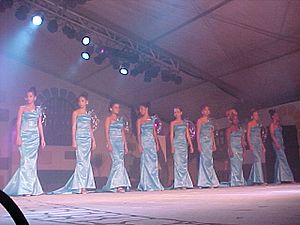 Archivo:Gala reina 2000 Fuerteventura