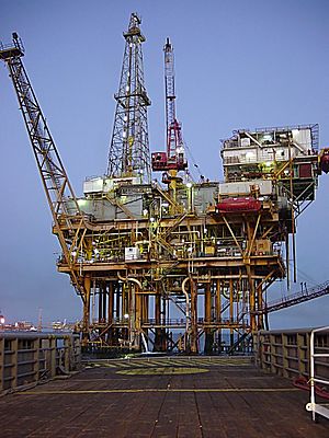 Archivo:Gulf Offshore Platform
